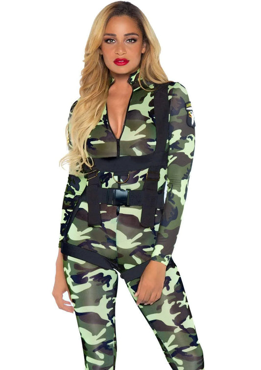 85166 Pretty Paratrooper