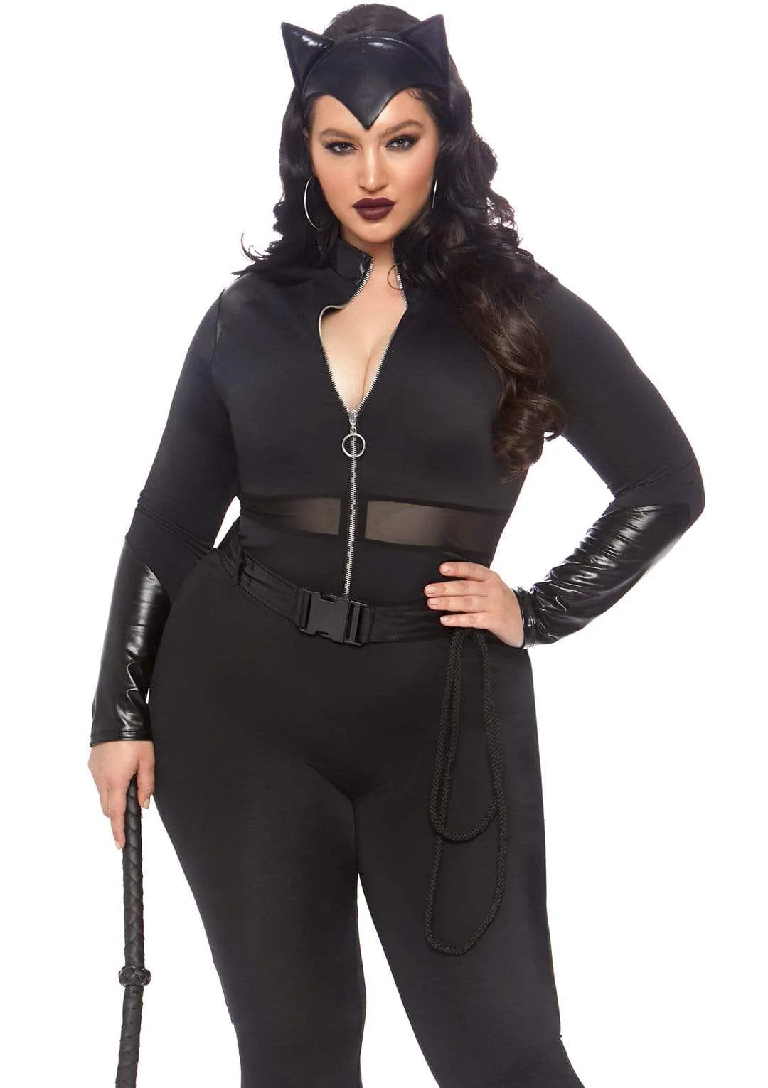 86841X Plus Sultry Supervillain